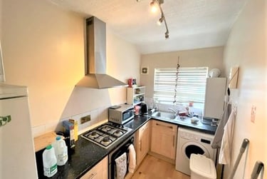 1 bed flat, Oak Tree Lane, Selly Oak, Birmingham, B296HX - Image 5